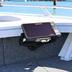 Railblaza Echolothalterung HEXX mit einem Tinny Lowrance