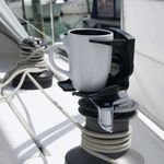 Railblaza CupClam mit Tasse
