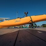 Railblaza C-TUG Transportwagen / Slipwagen für Kayaks und Kanus auf einem Steg